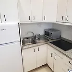 Skol 128 - Great 1-bedroom With Sea Views * 马尔韦利亚