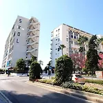 Skol 128 - Great 1-bedroom With Sea Views 马尔韦利亚