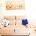 Skol 128 - Great 1-bedroom With Sea Views 马尔韦利亚