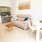 Skol 128 - Great 1-bedroom With Sea Views * 马尔韦利亚