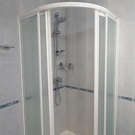 Skol 128 - Great 1-bedroom With Sea Views 公寓