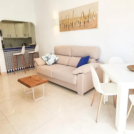 Skol 128 - Great 1-bedroom With Sea Views * 马尔韦利亚