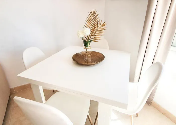 Apartament Skol 128 - Great 1-bedroom With Sea Views *