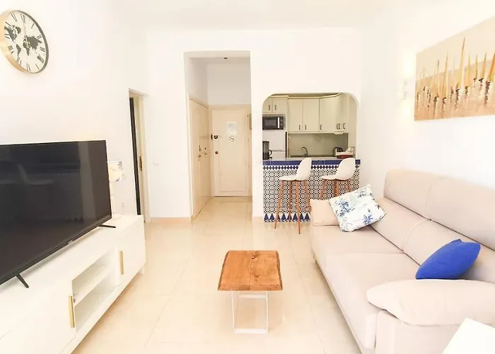 Skol 128 - Great 1-bedroom With Sea Views Apartament Marbella